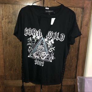 BORN WILD TEE